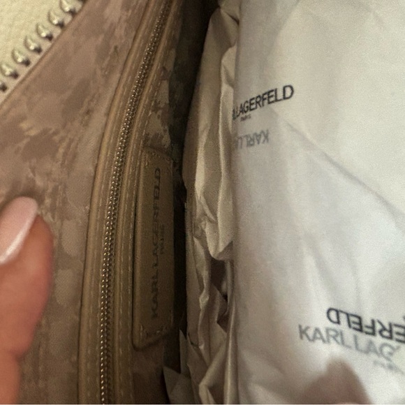 Karl Lagerfeld White Cross Body Bag with crystal Heart Embellishments - Picture 8 of 8